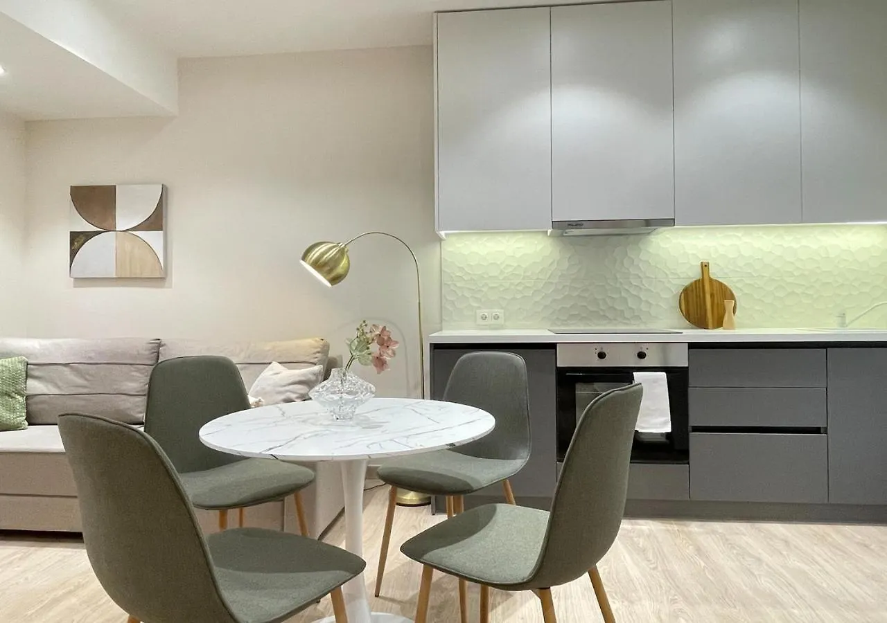 Aura Modern Home Thessaloníki Lägenhet